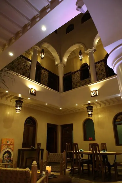 ****  Riad L'Emir Marakéš Maroko